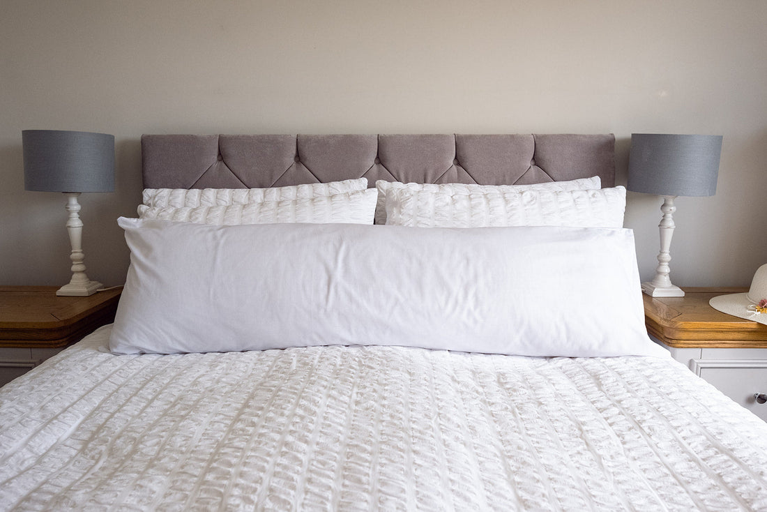 7 Ways to Style Bolster Pillows on Your Bed